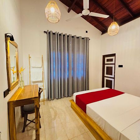 Breeze Bay Villa Диквелла Экстерьер фото