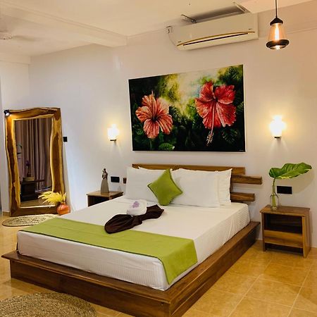 Breeze Bay Villa Диквелла Экстерьер фото