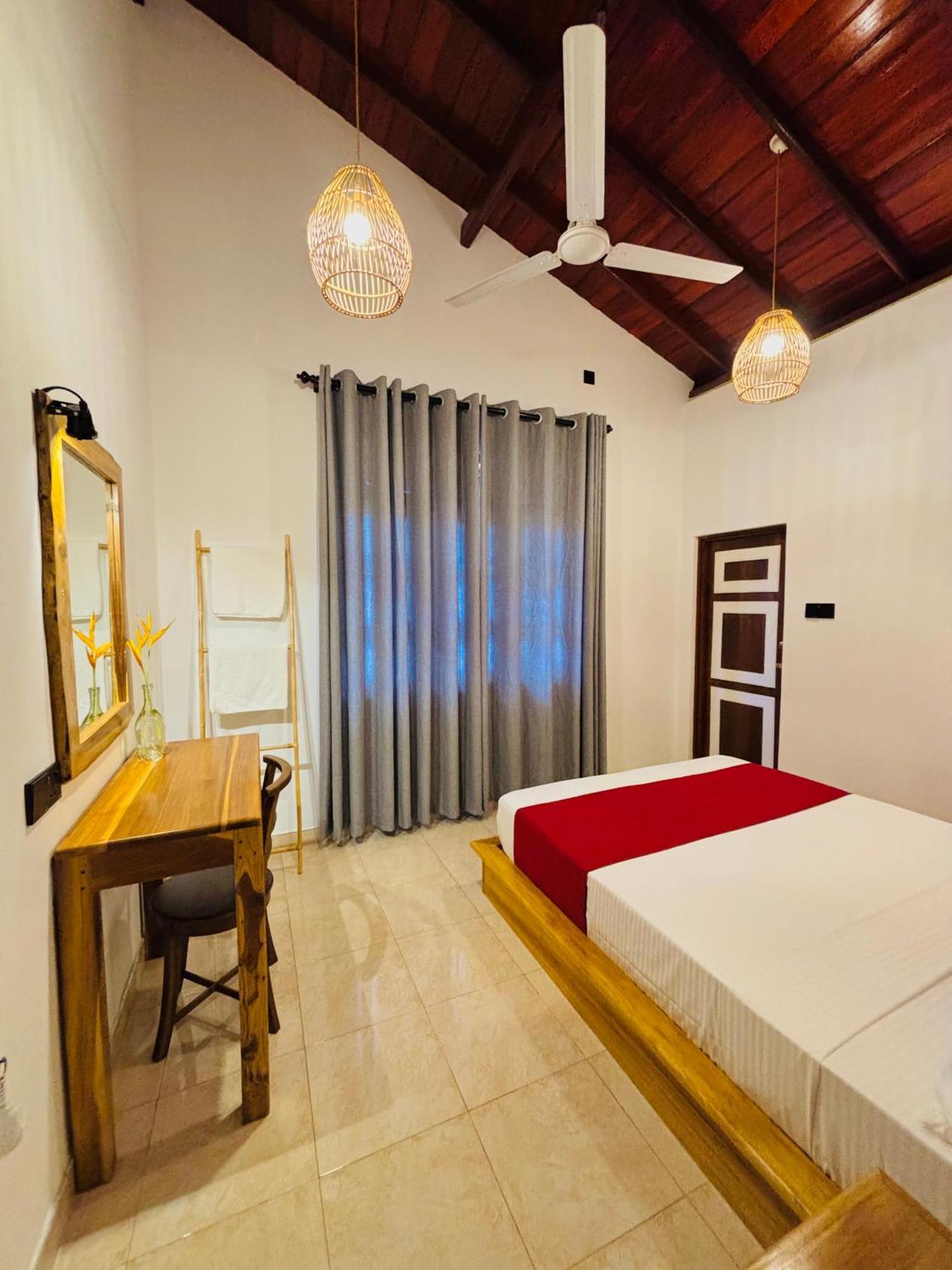 Breeze Bay Villa Диквелла Экстерьер фото