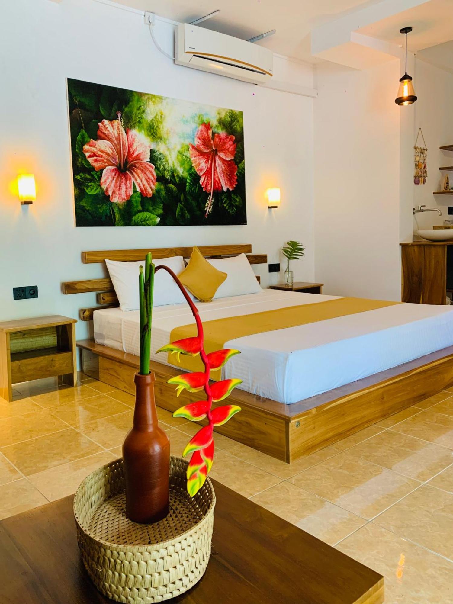 Breeze Bay Villa Диквелла Экстерьер фото